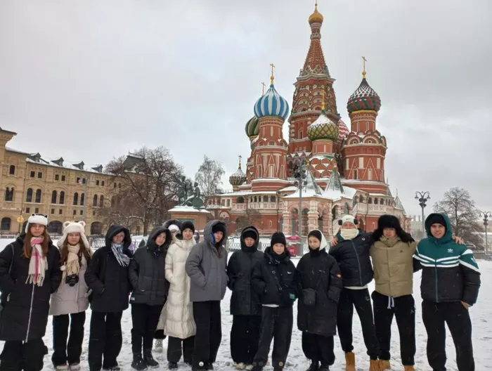 Здравсвуй, Москва